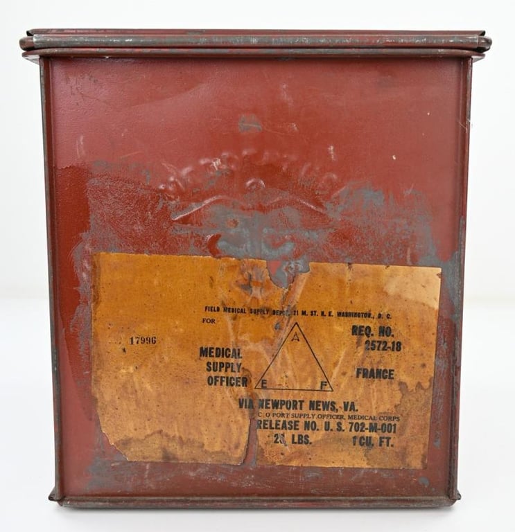 US WW1 Military Medical Department Steel Ambulance Box with content