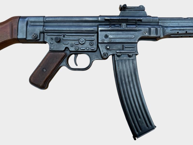 EU Deko MP44 Assault Rifle