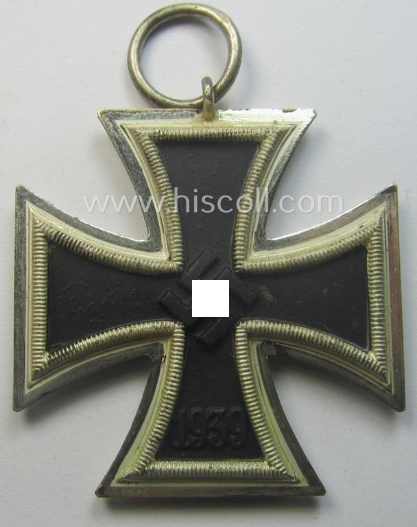 Hardly- ie. simply never used: 'Eisernes Kreuz II. Klasse' being a clearly maker- (ie. '22'-) marked example by: 'Boerger & Co.'