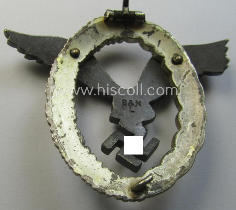 WH (Luftwaffe) war-badge (ie. 'LW-Flugzeugführer-Abzeichen' or: pilots'-war-badge) by the 'Berg & Nolte'-company