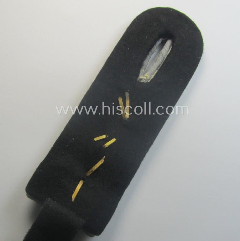 Single, WH (Heeres), 'cyphered' officers'-type shoulderboard: 'Oberleutnant u. Mitglied des Eisenbahn-Pioniere-Abtlgs. 8'