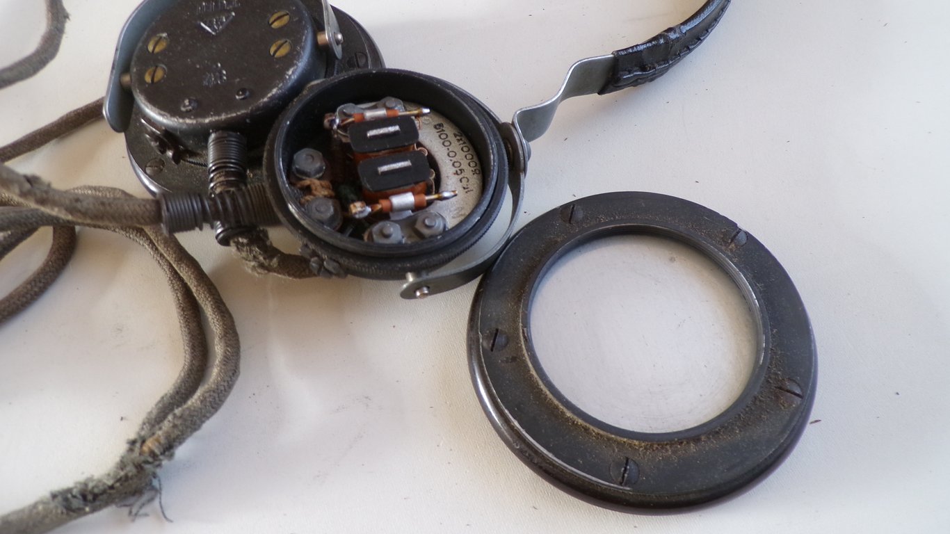 Wehrmacht Dfh. f. Field Radio Headphones