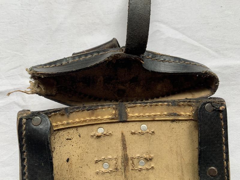 Folding Shovel Carrying Case, 1st Model -1940-