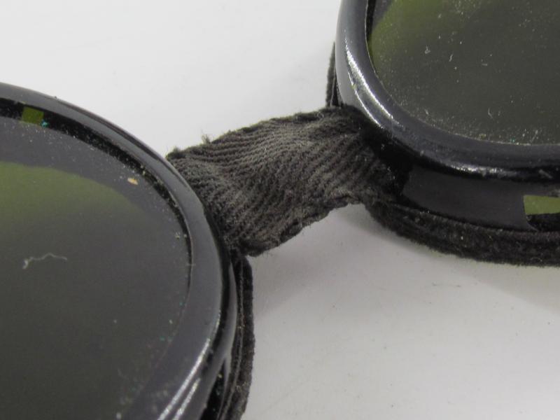 WH/SS aluminum Sun/Dust Goggles in Original Case