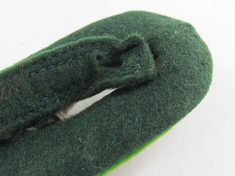 Heeres Verwaltung Shoulder Board