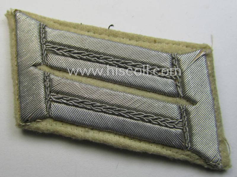 Pair of WH (Heeres) officers'-type, so-called: 'Waffenrock'- (ie. dress-) collar-tabs (ie. 'Kragenspiegel') as piped in the white branchcolour as was intended for usage by an: 'Offizier eines Infanterie-Regiments'