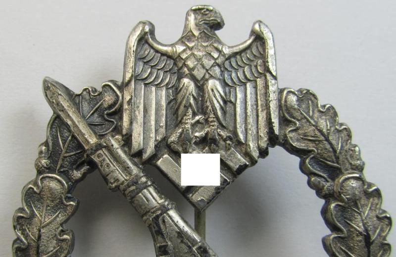 Attractive - and just moderately worn! - silver-class 'Infanterie Sturmabzeichen in Silber' being an unmarked (and by me unidentified) example as was executed in (bright) silverish-coloured, zinc-based metal (ie. 'Feinzink')