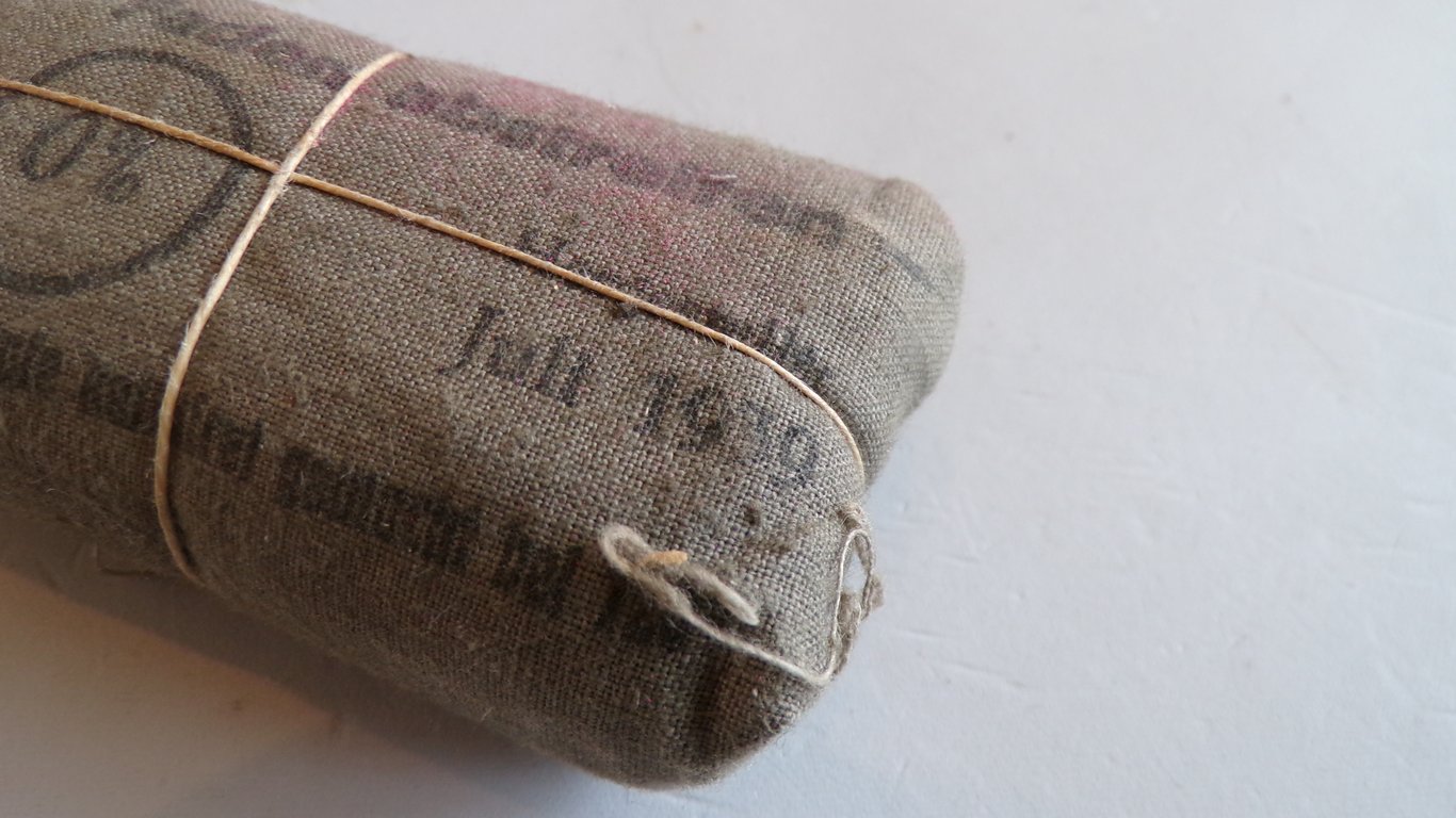 Lot of 3 field dressings