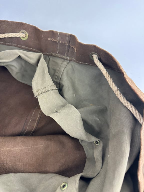 Orginal pre 1940 Dutch duffel bag 1939