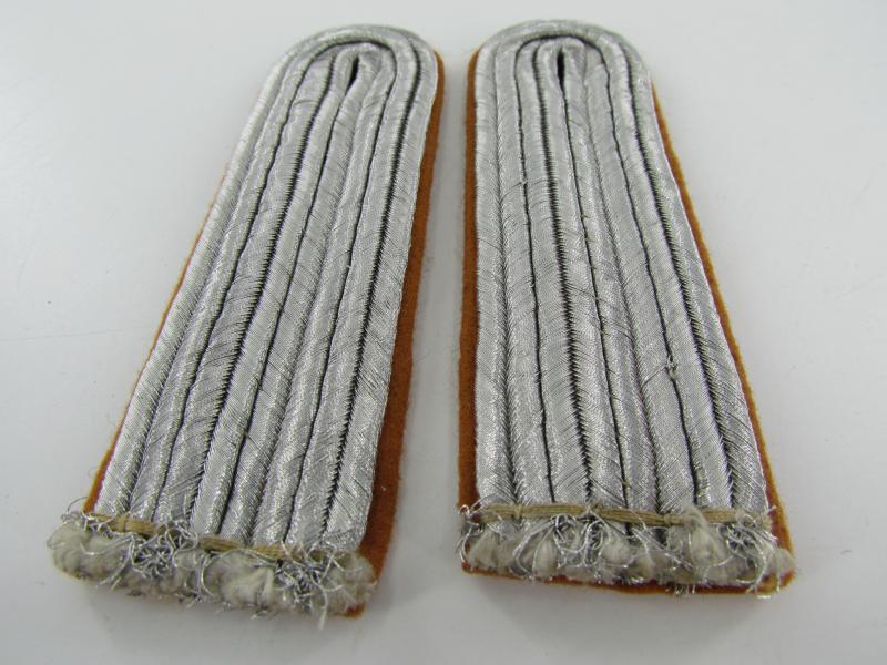 Luftwaffe Nachrichten ( Signal ) leutnant Shoulder Boards
