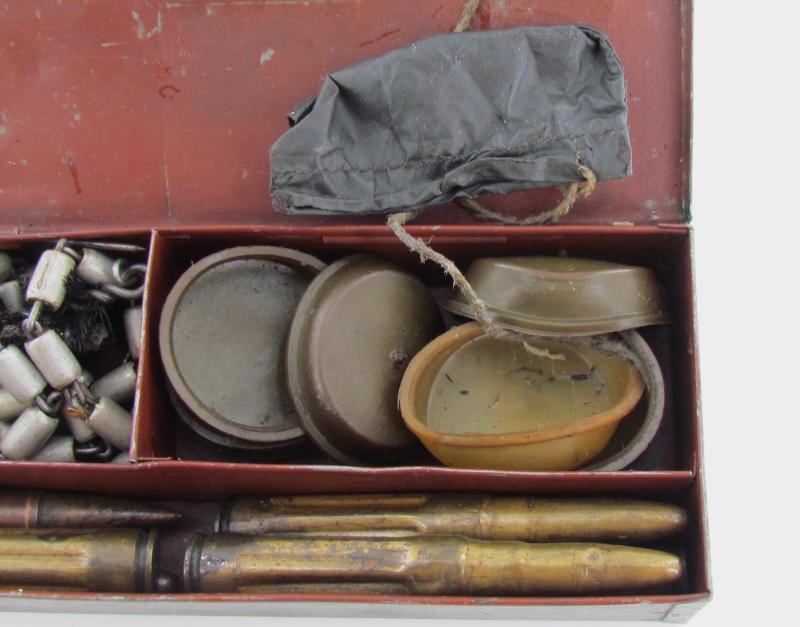 MG 34-42 Replacement Parts Box (Ersatzteilkasten) with Parts