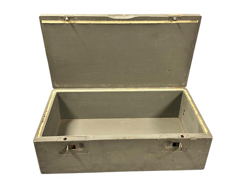 Wooden 'Verbandkasten'