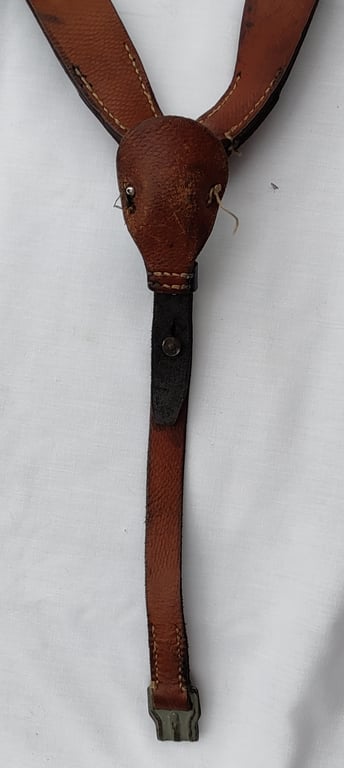 Reproduction German 'Y' straps
