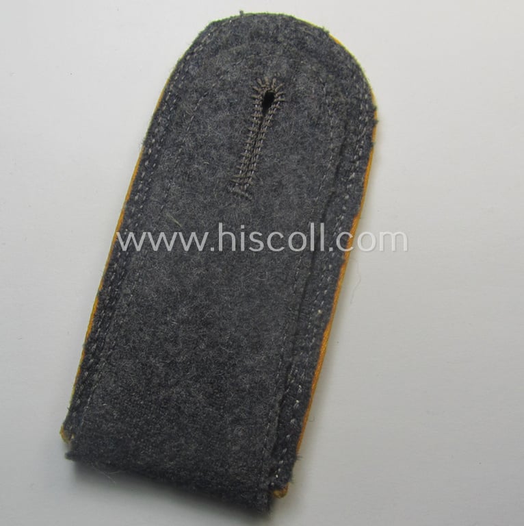 Neat - albeit regrettably single! - WH (Luftwaffe) NCO-type shoulderstrap as piped in the golden-yellow- (ie. 'goldgelbener'-) coloured branchcolour as was intended for an: 'Unteroffizier der Flieger o. Fallschirmjäger-Trpn.'