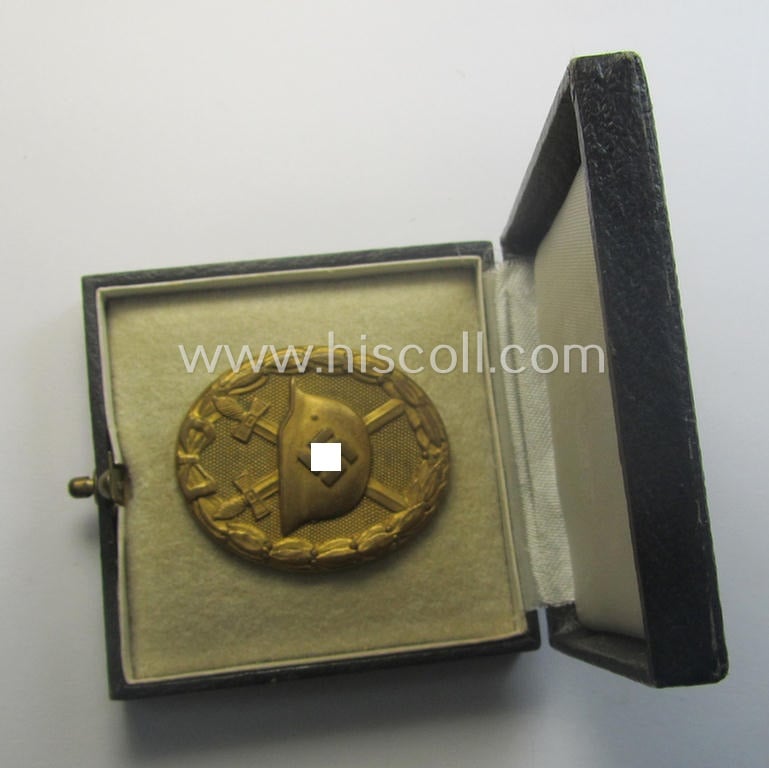 'Verwundeten-Abzeichen in Gold' being a non-maker-marked- and typical 'Buntmetall'-based (and period engraved!) example that comes stored in its maker- (ie. 'Hauptmünzamt - Wien'-) marked etui
