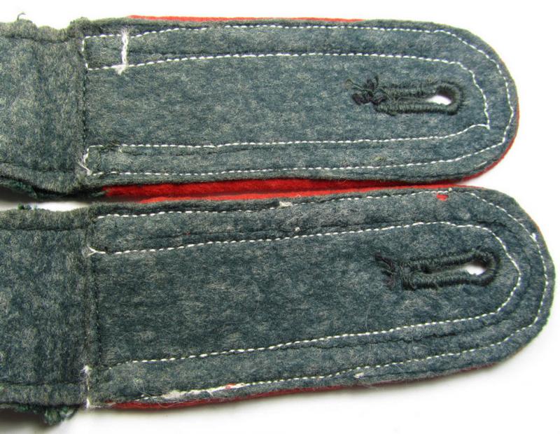 Attractive - and fully matching! - pair of WH (Heeres) early-war-period- (ie. 'M36'- ie. 'M40'-pattern, 'tailor-made'- and/or rounded-styled) NCO-type shoulderstraps as was intended for usage by an: 'Uffz. eines (Sturm)Art.-Abts. o. Regiments...