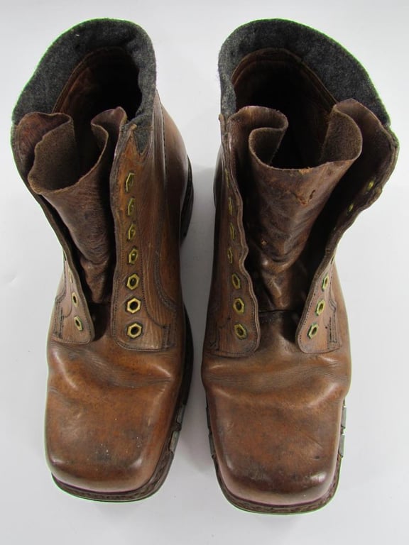 WH/SS Skijäger Ski Boots....Marked