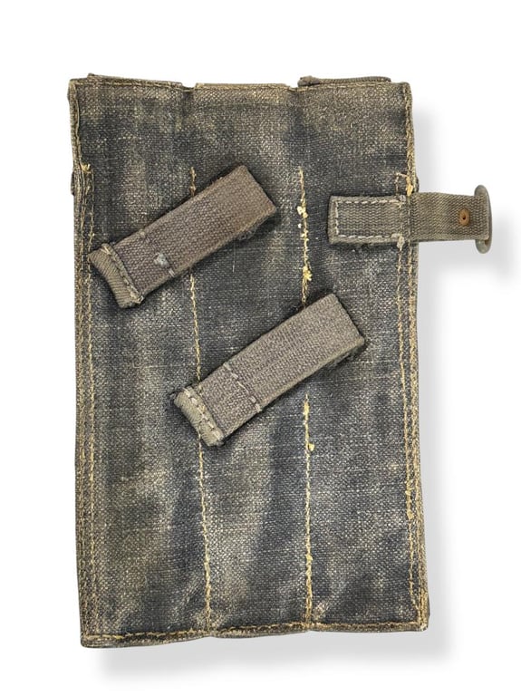 Pair of MP38 u. MP40 Ammo Pouches