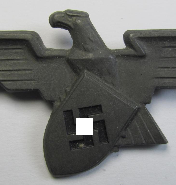 Superb - and truly rarely encountered! - 'Werkschutz o. Werksicherheitsdienst' EM- (ie. officers'-) pattern visor-cap-eagle being a non-maker-marked, zinc- ie. 'Feinzink'-based example that comes in a 'virtually mint- ie. unissued'-, condition