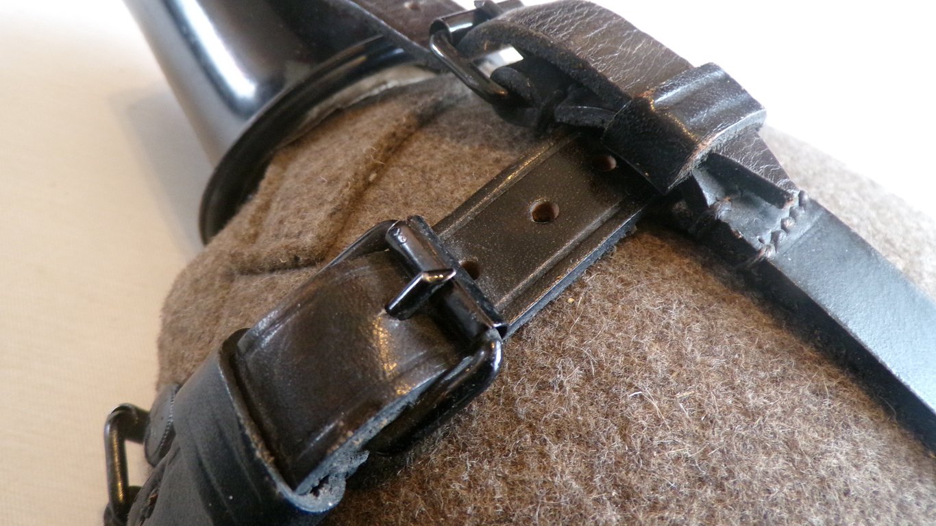 Dead-Mint Matching 1940 Wehrmacht 1-Liter Medical Canteen