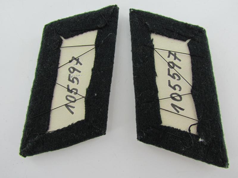 Wehrmacht Heer Nebelwerfer ( Smoke Troops ) Officers Collar Tabs