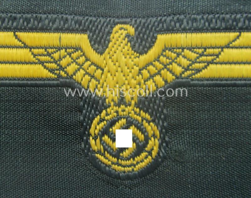 WH (Kriegsmarine o. Küsten-Artillerie) 'BeVo'-weave pattern side-cap-eagle onto a darker-green-coloured background