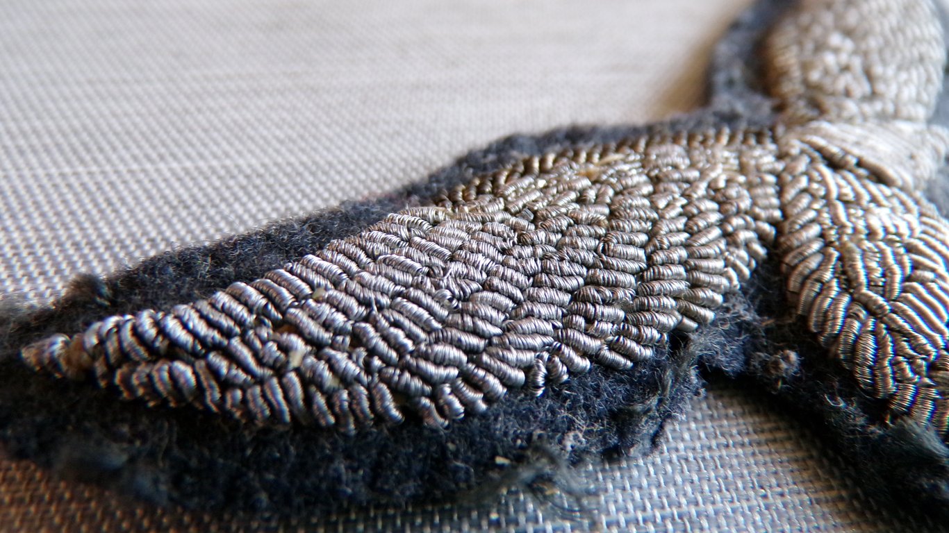 Luftwaffe Officers Breast Eagle – Early 'Droop Tail' Pattern