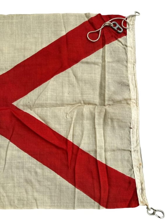 International Ships Signal Flag ' V '