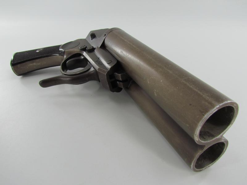 Luftwaffe Double Barrel Flare Gun by gpt 1942