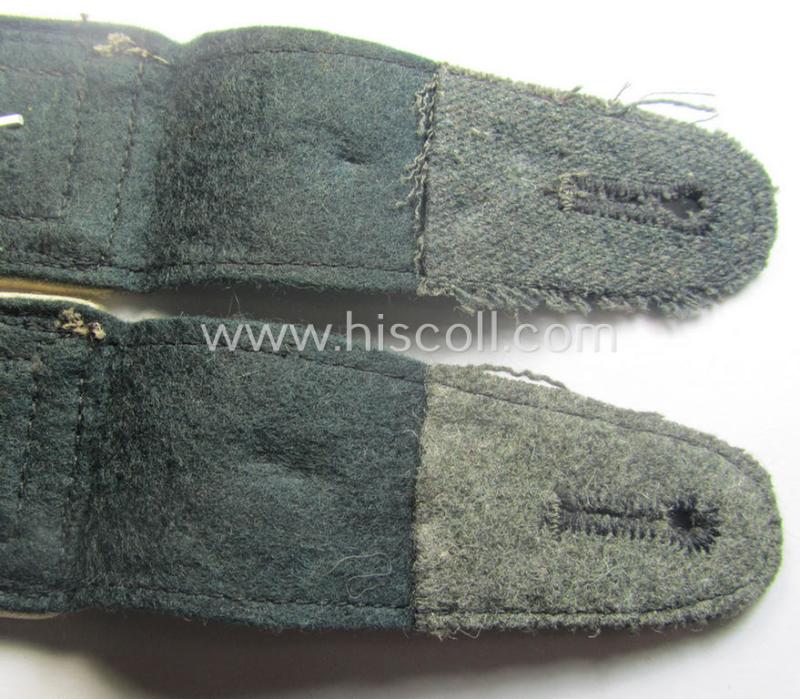 Pair of neatly 'cyphered', so-called: 'M40'-pattern', WH (Heeres) NCO-type shoulderstraps as was specifically intended for an: 'Unterfeldwebel des Maschinengewehr-Abtgs. 7'