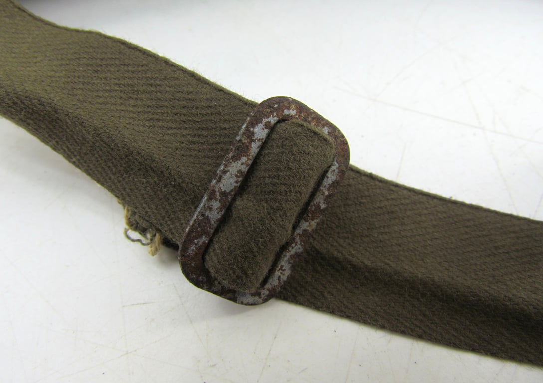 Kriegsmarine Grey Gasmask Cannister with straps