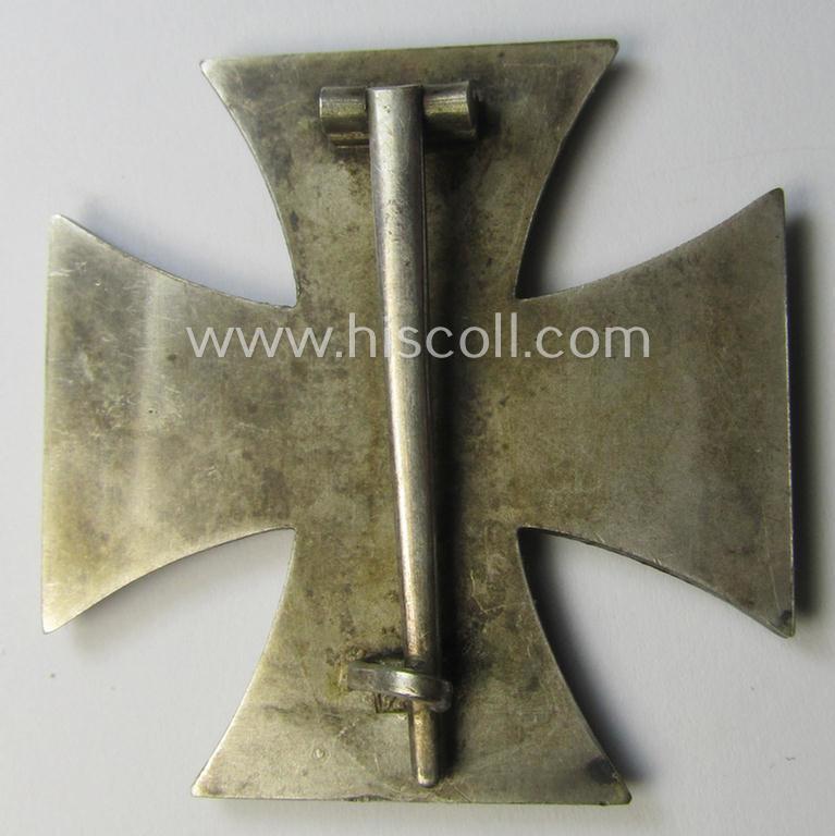 'Eisernes Kreuz 1. Klasse' (or: Iron Cross 1st class) being an early-period- and/or clearly maker- (ie. 'L/50'-) marked example by the maker: 'Gebr. Godet'