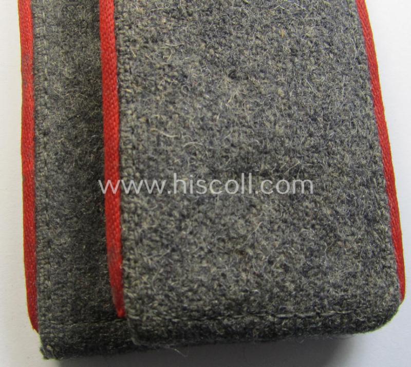 Attractive - and fully matching! - pair of WH (Luftwaffe), enlisted-mens'-type shoulderstraps as was intended for - and clearly used by! - a: 'Soldat eines Flakartillerie-Regiments o. Abteilungs'