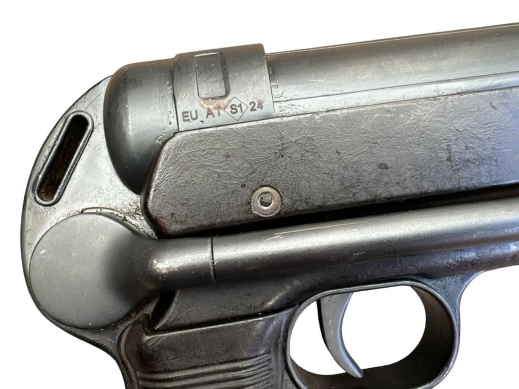 Number Matching MP40 EU-Deko Sub Machine Gun