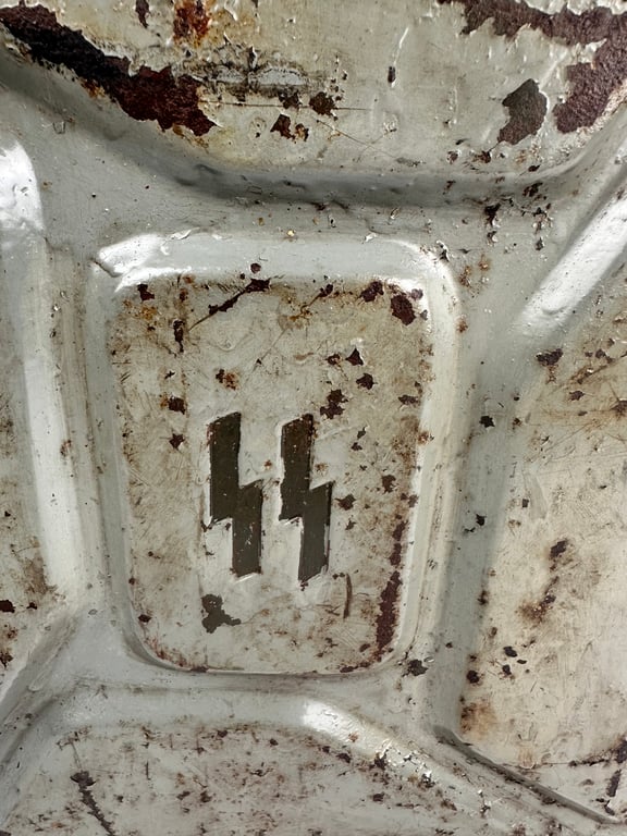 Waffen-SS 20 litres Jerrycan by Sandrik