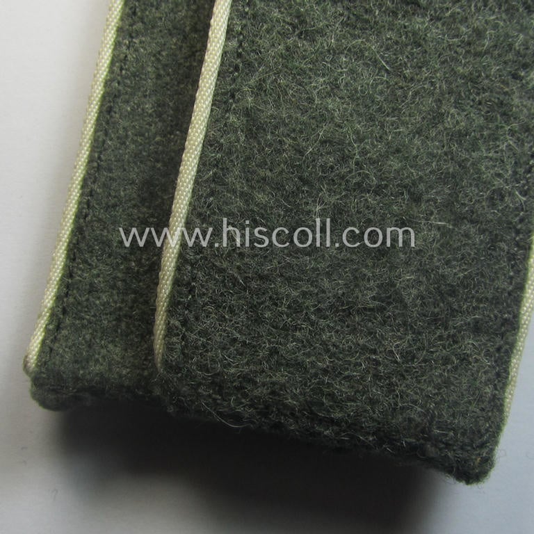 Hardly used- and fully matching, pair of WH (Heeres) 'M41 o. M43'-pattern, EM-type shoulderstraps: 'Soldat eines Infanterie-Rgts.'