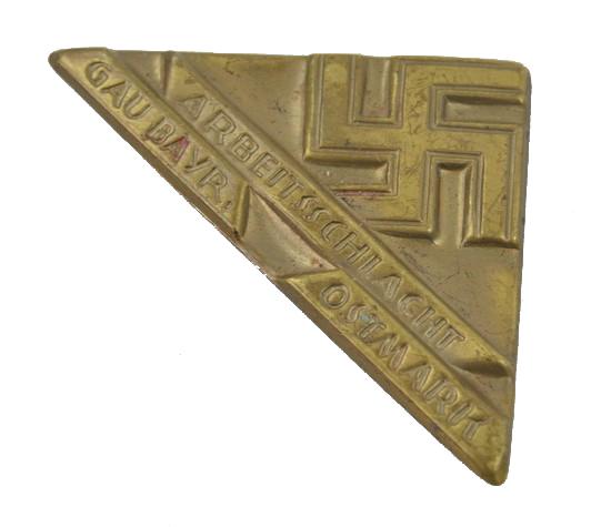German Arbeitsschlacht Gau Bayr. Ostmark Badge