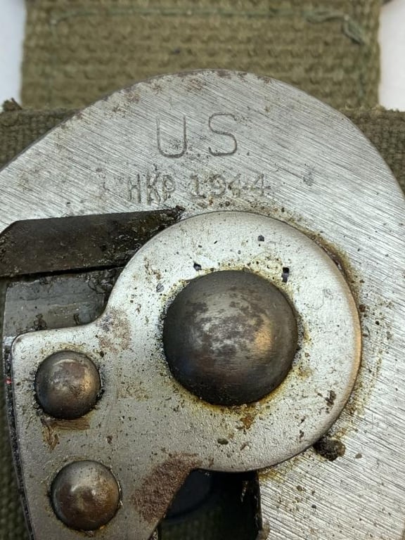 U.S. M1938 Wire Cutters in Carrying Pouch -1944-