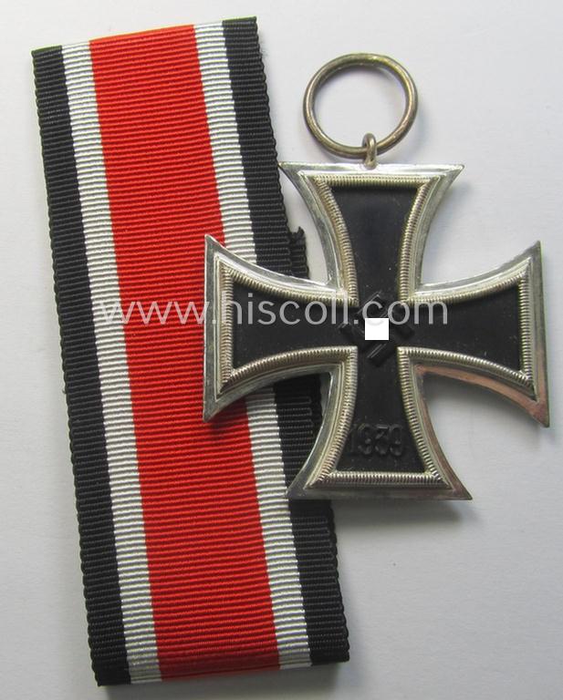 'Schinkel'-pattern 'Eisernes Kreuz 2. Klasse' by (I deem) the maker: 'Wilhelm Deumer'