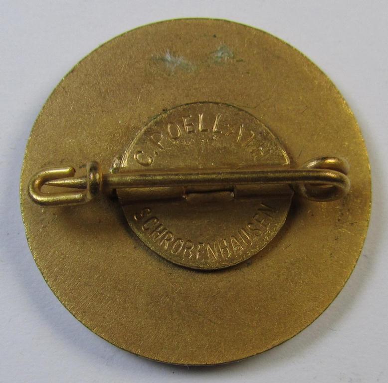 Attractive - and unusally seen! - multi-coloured enamelled, smaller-sized, so-called: 'Gauleistungsabzeichen in Gold 1940 des Standschützenverbandes Tirol-Vorarlberg'