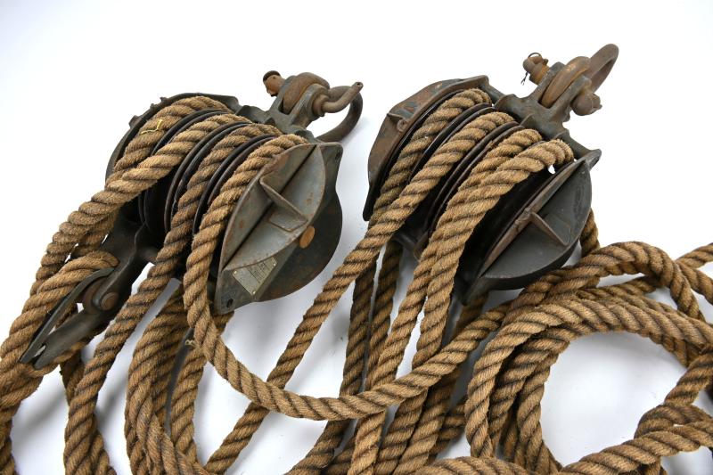 German LW Hoisting Gear Set