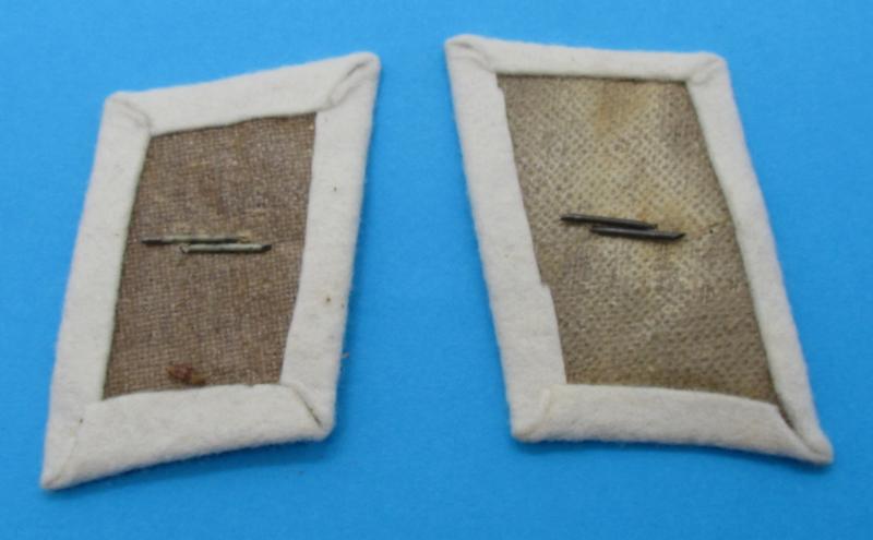 Hermann Göring division collar tabs
