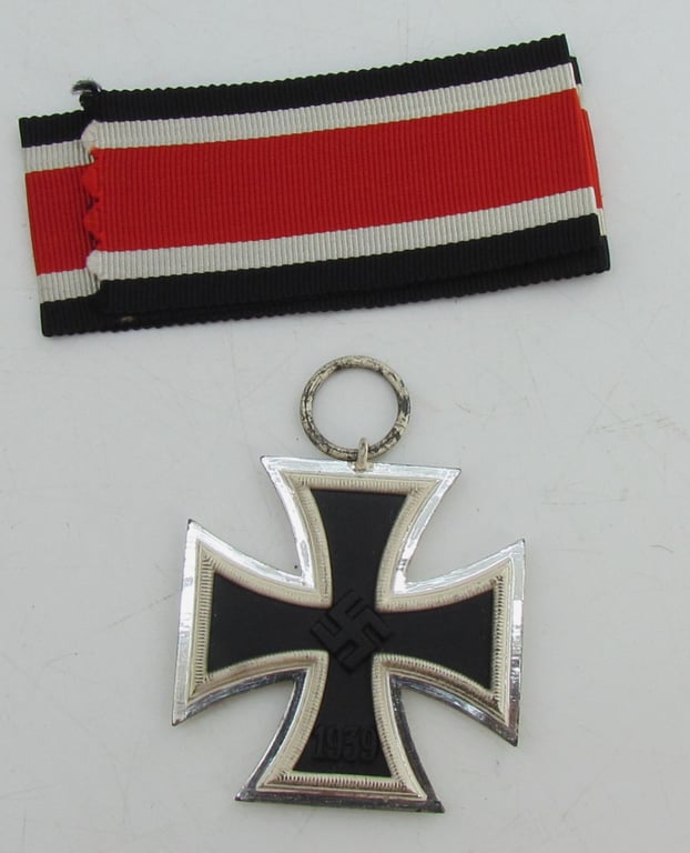 Iron Cross 2nd Class 1939 (Eisernes Kreuz 2. Klasse) – Maker 13 Gustav Brehmer