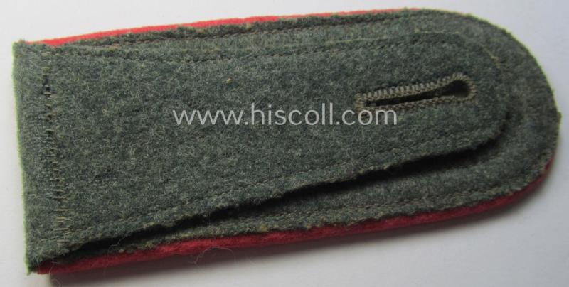 Single, WH (Heeres) 'M40 o. M43'-pattern, NCO-type shoulderstrap: 'Uffz. eines Pz- o. Panzerjäger-Abtlgs. o. Rgts.'