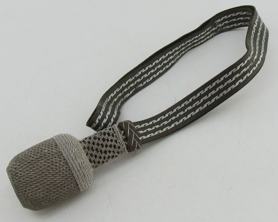 Wehrmacht (Heer) Officer's Sword Portepee (Portepee für Säbel der Offiziere).