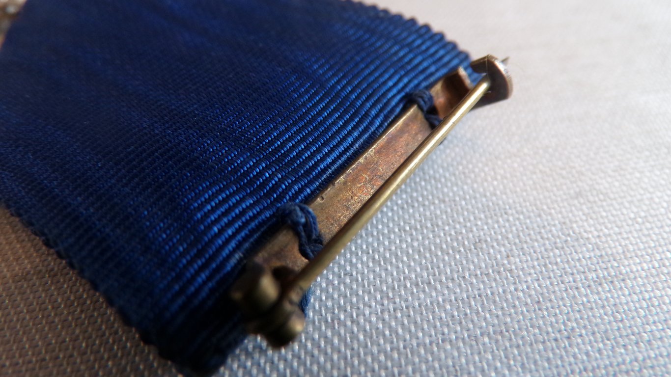 Cased 25-Year Faithful Service Medal