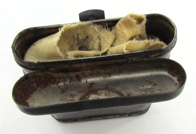 RG34 Cleaning Kit with some contents  KY 1940