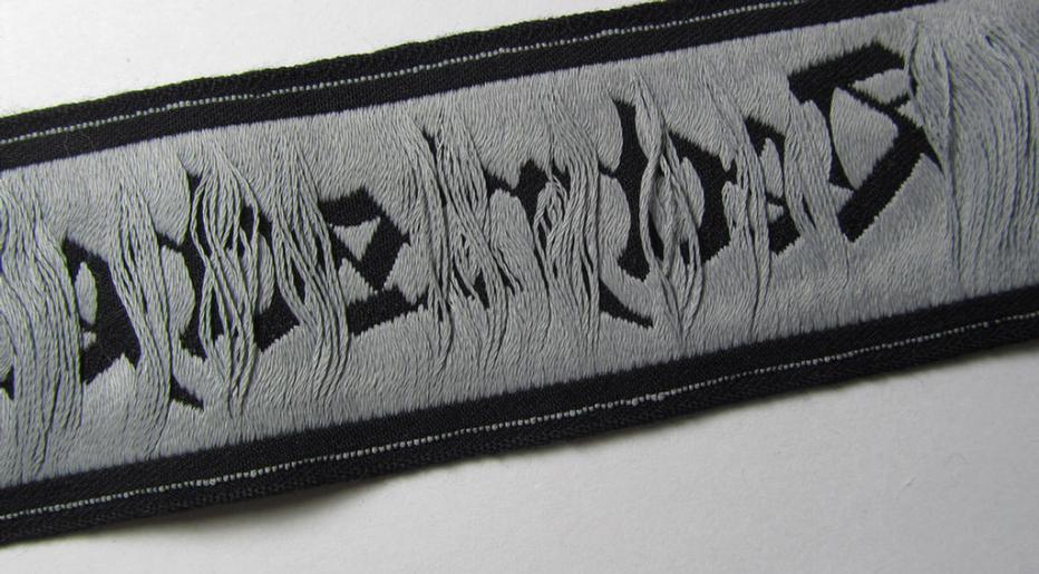 Attractive - and actually scarcely encountered! - example of a TeNo-cuff-title (ie. 'Ärmelstreifen') entitled: 'Technische Nothilfe' (= 'TeNo'), being an example as was woven in the neat 'BeVo'-weave pattern