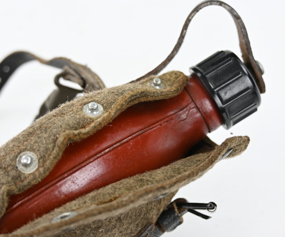 German WH M43 Canteen