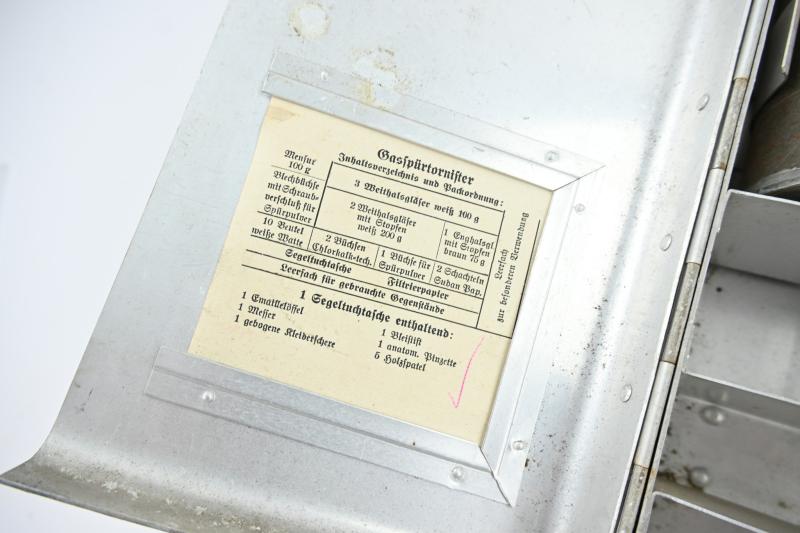 German Luftschutz Chemical Gas Test Tornister